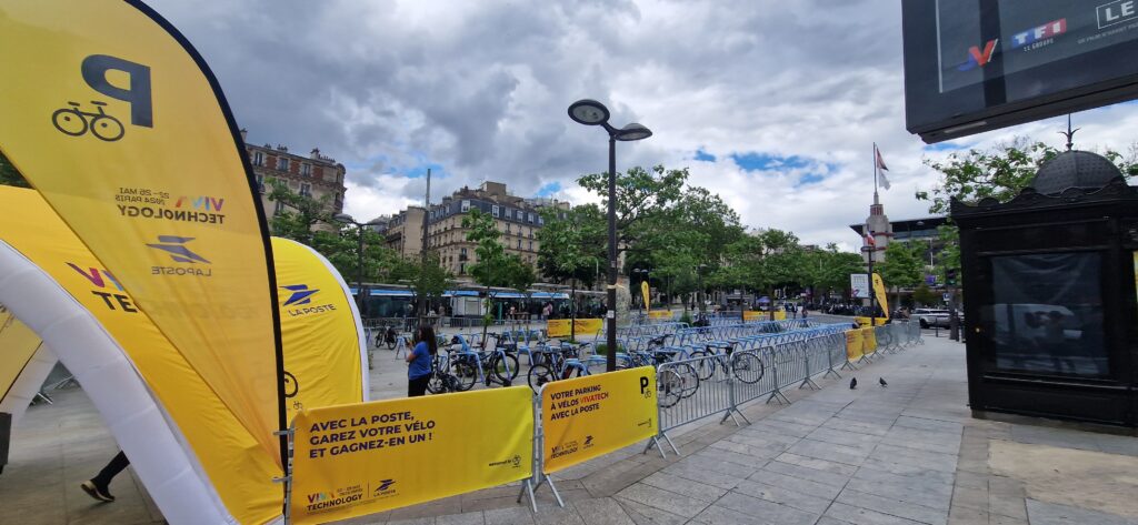 Vivatech sponsorisé par LaPoste à Paris Porte de Versailles