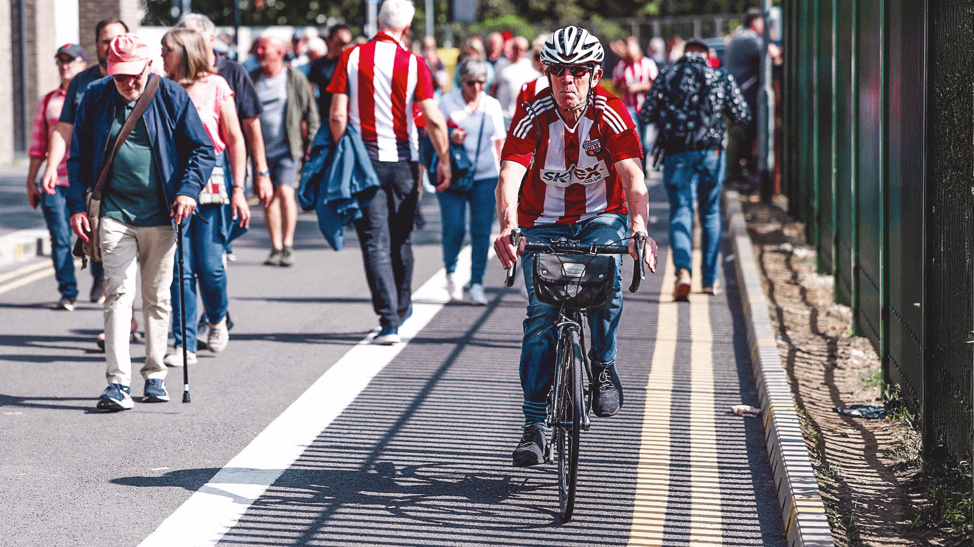 Free food and drink if you bike to Brentford’s game against Manchester United