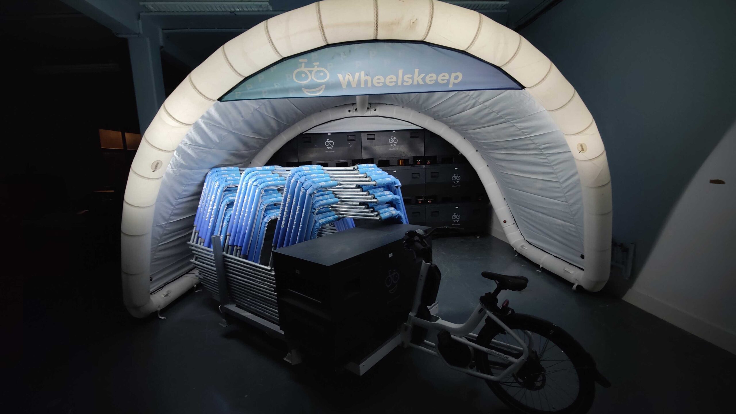 Cargobike Full Parking on Wheels delivery
